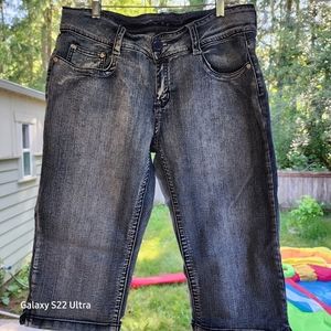 Bubblegum Jean Capris Women's Size 14